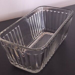 Anchor Hocking Vintage Design Glass  Bread